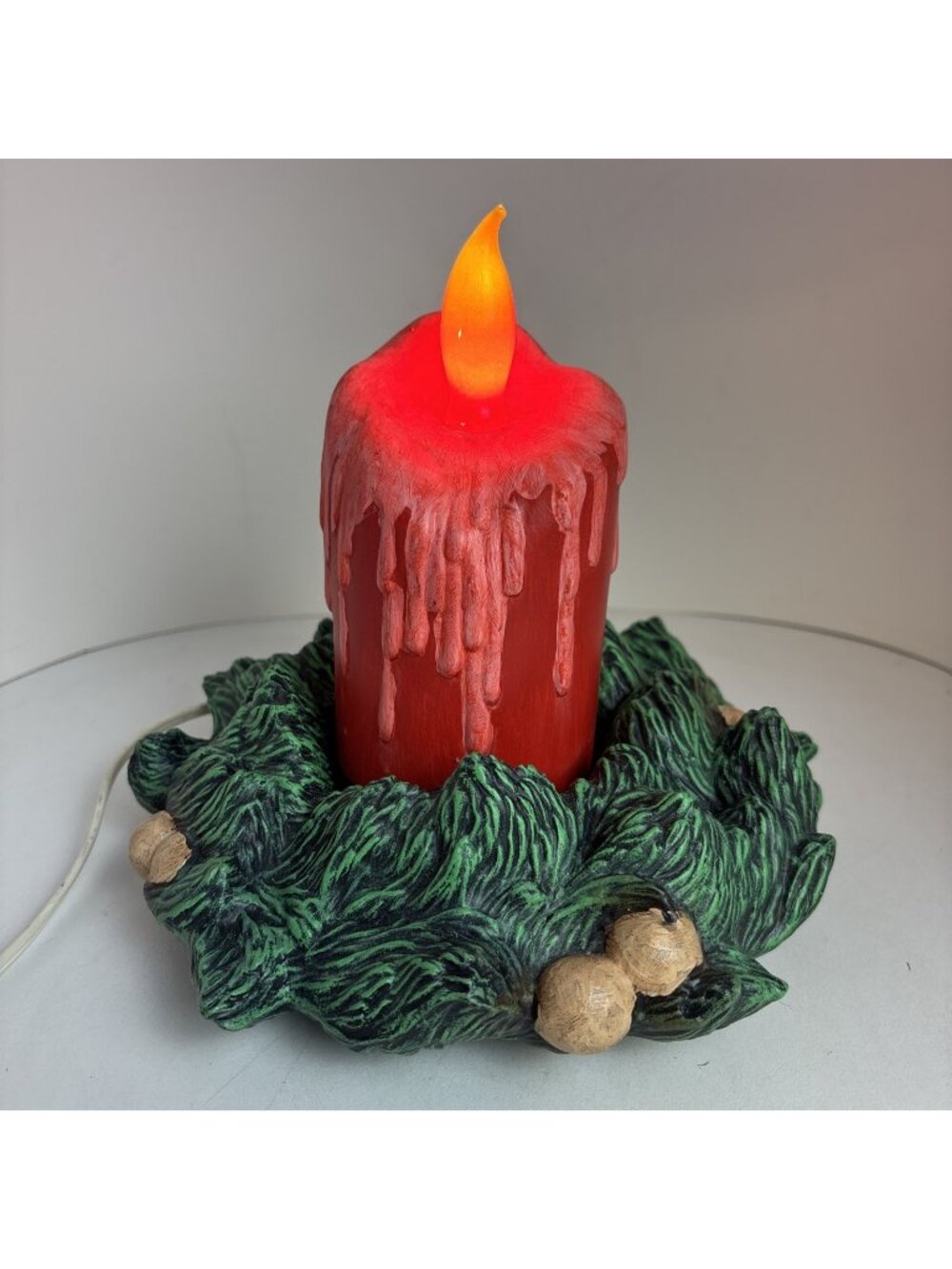 VTG Tampa Bay Mold Ceramic Light Up Melting Red Candle & Wreath 1980’s